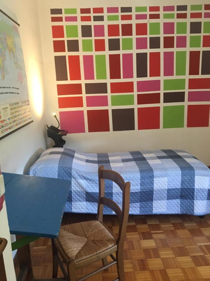 Affittacamere Ferranti di fronte al Centro di Selezione Foligno Esterno foto
