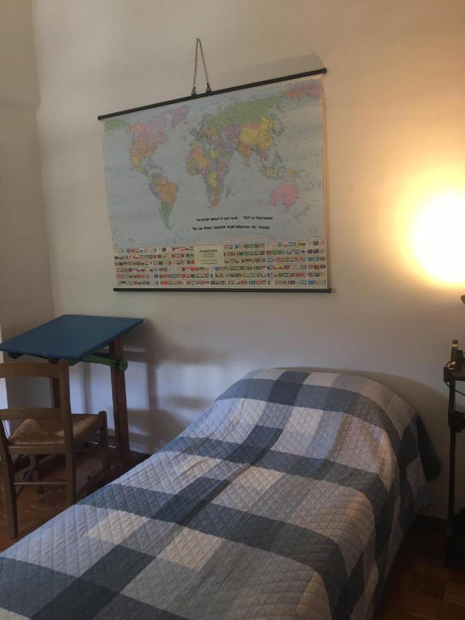 Affittacamere Ferranti di fronte al Centro di Selezione Foligno Esterno foto